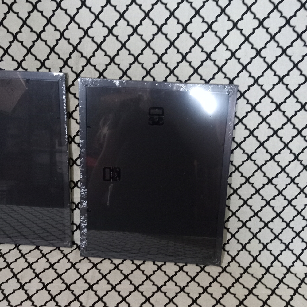 Picture Frame Set - Picture 5 of 5